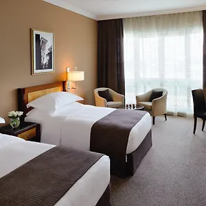 Hotel Moevenpick & Bur, Dubaj